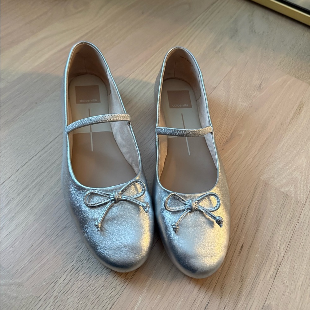 Dolce Vita Silver Ballet Flats size 8